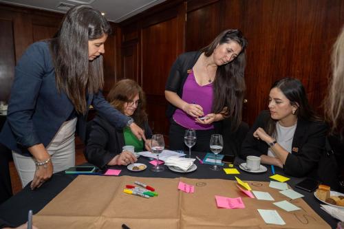 Corma-refuerza-su-compromiso-con-la-igualdad-salarial-en-su-encuentro-anual-Mas-Mujer-14